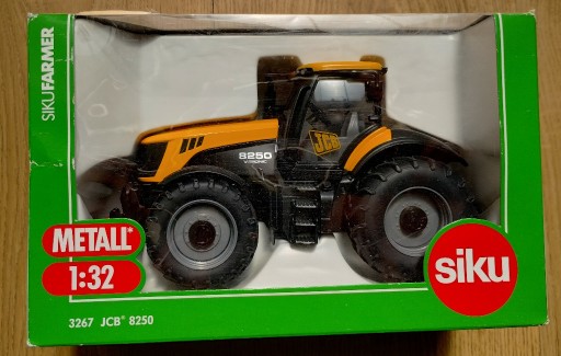 Zdjęcie oferty: SIKU 1:32 3267 Traktor  JCB 8250