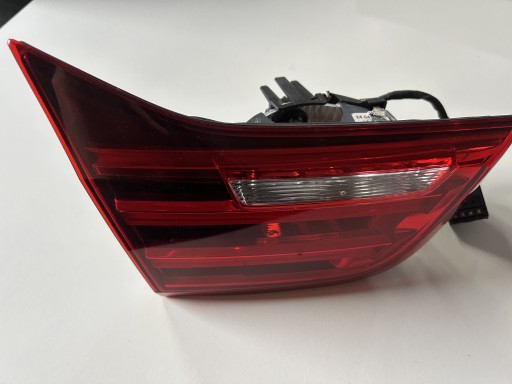 Zdjęcie oferty: Lampa w klapę prawy tył BMW f33