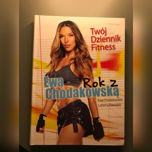 Zdjęcie oferty: „Rok z Ewą Chodakowską. Twój Dziennik Fitness”