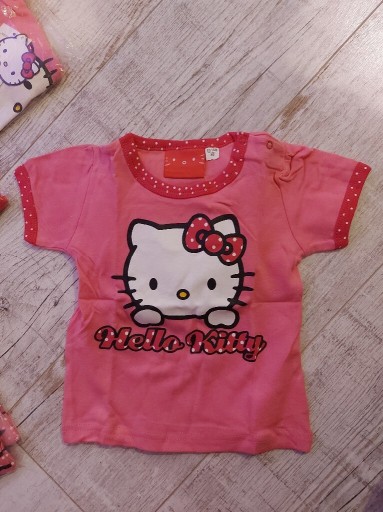 Zdjęcie oferty: Bluzeczka Hello Kitty krótki rękaw rozm. 80