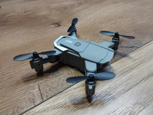 Zdjęcie oferty: Mini Dron KY905 z kamerą