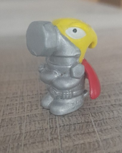 Zdjęcie oferty: Iron Head srebrna figurka serii 1 Super Zings