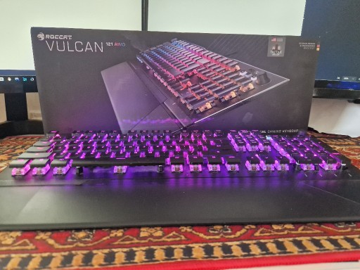 Zdjęcie oferty: Klawiatura Mechaniczna Roccat Vulcan 121 AIMO