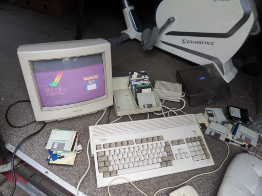Zdjęcie oferty: Komputer Amiga 1200 