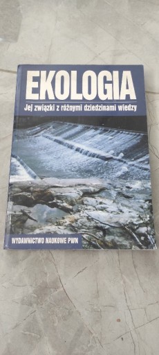 Zdjęcie oferty: Ekologia jej związki z różnymi dziedzinami wiedzy PWN 