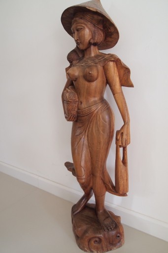 Zdjęcie oferty: Rzeźba kobiety