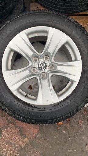 Zdjęcie oferty: Felgi Toyota rav 4 wielosezonowe 225/65R17