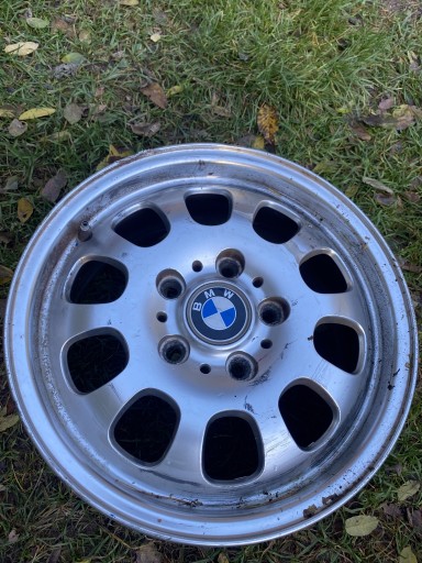 Zdjęcie oferty: Felgi 15 BMW E36 4 sztuki 