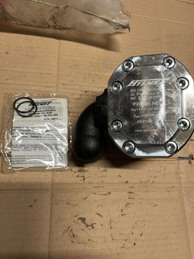Zdjęcie oferty: Pompa hydrauliczna  C-385 84420902 PZS-20.NE