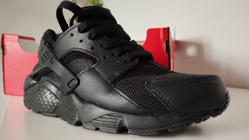 Zdjęcie oferty: NIKE HUARACHE RUN 38 buty sportowe