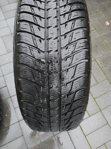 Zdjęcie oferty: Opony zimowe Nokian 235/55/R18 104H XL