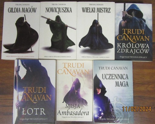 Zdjęcie oferty: Trudi Canavan - Gildia magów + 11 książek
