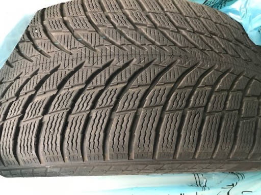 Zdjęcie oferty: Opony Zimowe NOKIAN 245/45/R19