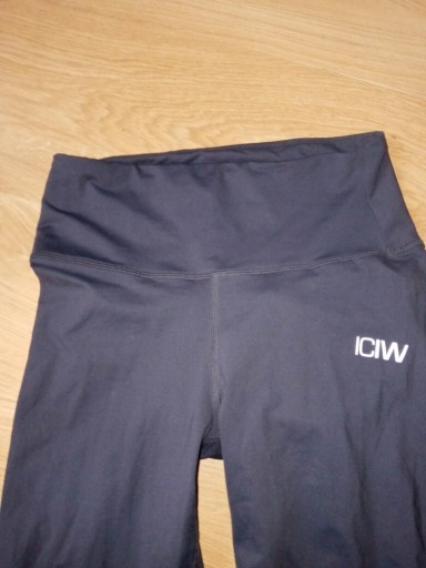 Zdjęcie oferty: Damskie legginsy ICIW FAMILY roz S