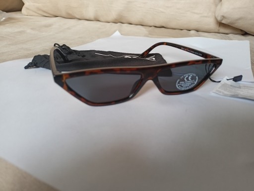 Zdjęcie oferty: okulary przeciwsłoneczne Asos