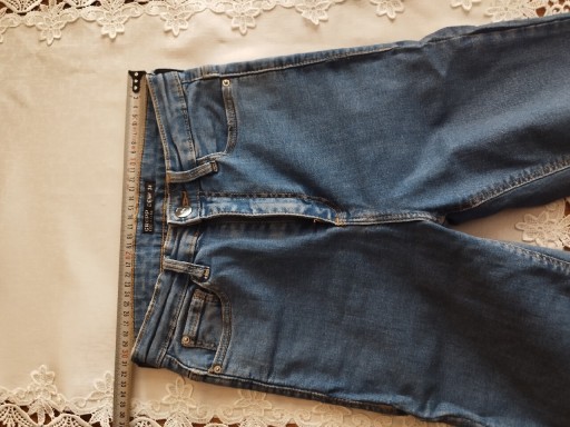 Zdjęcie oferty: Spodnie dziewczęce jeans rozmiar 34