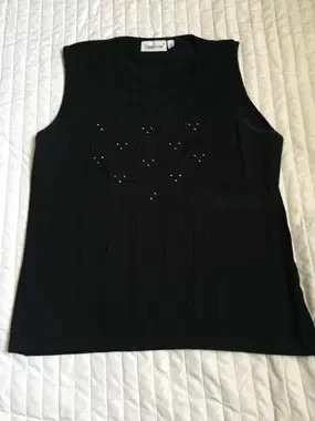 Zdjęcie oferty: Letnia prosta czarna bluzka z wiskozy