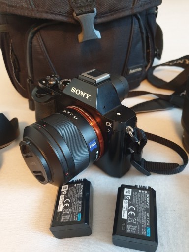 Zdjęcie oferty: Aparat Sony alpha A7 pełnoklatkowy 35 mm