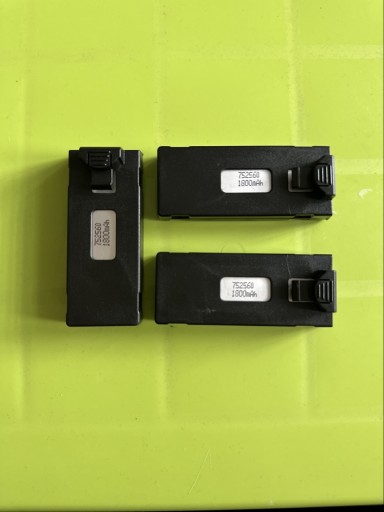 Zdjęcie oferty: Akumulatory o pojemności 1800 mAh używane w dronach,