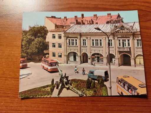 Zdjęcie oferty: Pocztówka Stare auta Autobus Żuk Jasło Rynek