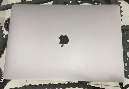 Zdjęcie oferty: MacBook Pro 16 Core i9 2,3 GHz 32GB SSD 1 TB 550M