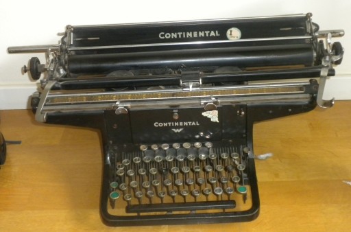Zdjęcie oferty: Maszyna do pisania Continental zabytkowa 