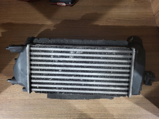 Zdjęcie oferty: Ford fiesta mk7 intercooler 1b1-9l440-ac