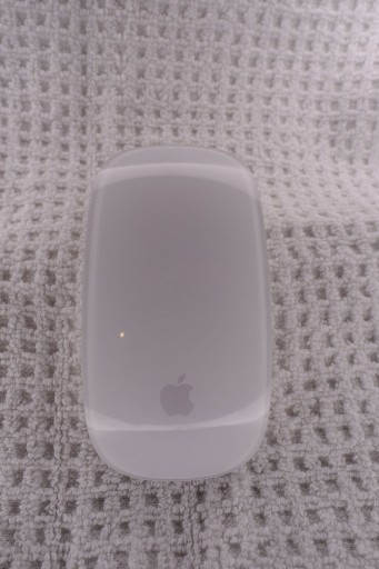 Zdjęcie oferty: Myszka Magic2 Apple A1657 sensor laserowy 