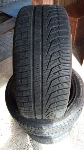 Zdjęcie oferty: Opony zimowe 235/45R18