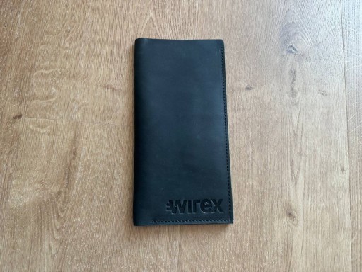 Zdjęcie oferty: Stylową, czarną skórzaną portmonetkę portfel