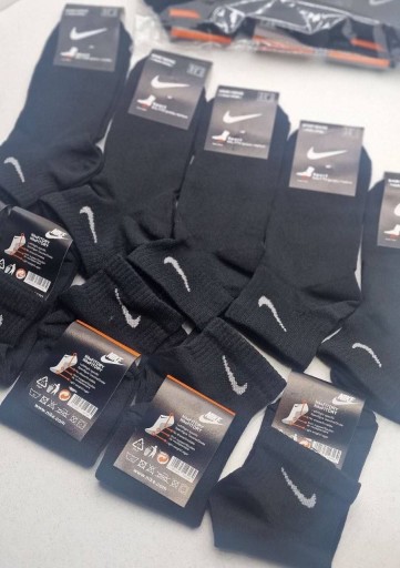 Zdjęcie oferty: Skarpetki Nike krótkie 41-44