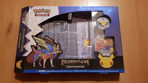 Zdjęcie oferty: Pokemon TCG Celebrations Box Deluxe PIN Collection