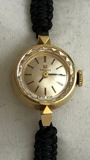 Zdjęcie oferty: Tissot, złoto 14K, bardzo subtelny zegarek damski