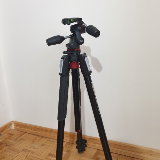 Zdjęcie oferty: Statyw Manfrotto 055 z głowicą  MHXPRO-3W