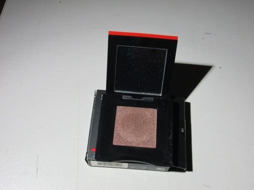 Zdjęcie oferty: Shiseido cień do powiek 08 Suru-Suru Taupe 