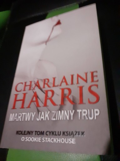 Zdjęcie oferty: Charlaine Harris - Martwy jak Zimny Trup