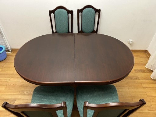 Zdjęcie oferty: Stół dębowy rozkłady z krzesłami