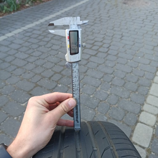 Zdjęcie oferty: Opony Letnie Continental 215/55 R18 7mm Wa-wa