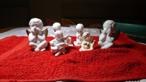 Zdjęcie oferty: Figurki Aniołki Świąteczne i Nie Tylko. 6 sztuk