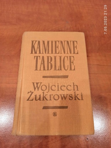 Zdjęcie oferty: Kamienne Tablice Wojciech Żukrowski
