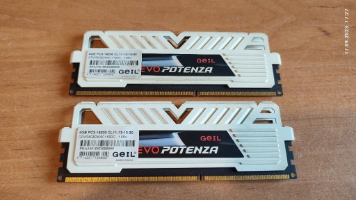 Zdjęcie oferty: GeIL 8GB 2400MHzEVO Potenza CL11 GPW38GB2400C11BDC