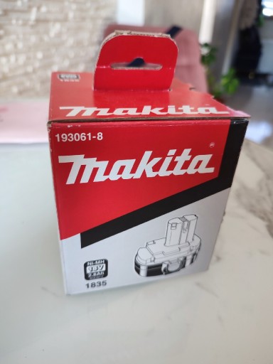 Zdjęcie oferty: Makita 18V, 2.8Ah,Ni-MH, 1835,193061-8