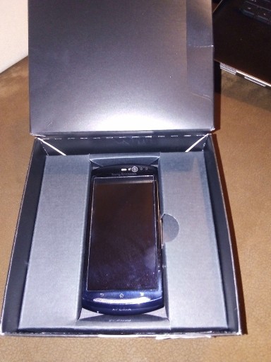 Zdjęcie oferty: Telefon Sony Ericsson Xperia neo V MT11i