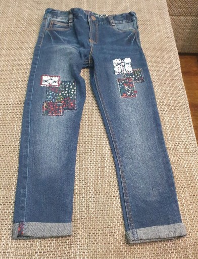 Zdjęcie oferty: Spodnie dziewczęce jeansowe F&F