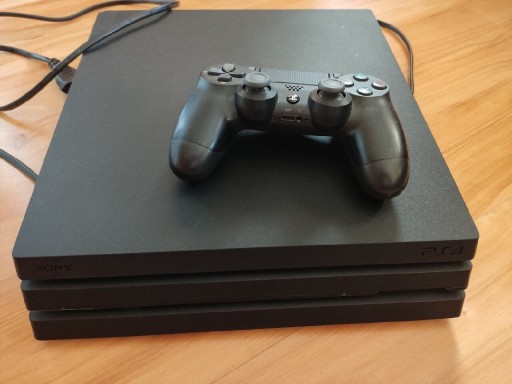 Zdjęcie oferty: Ps4 Pro 1Tb 4K gry