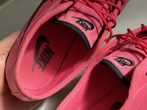 Zdjęcie oferty: Nike tenisówki różowe fuksja 38 24 cm trampki