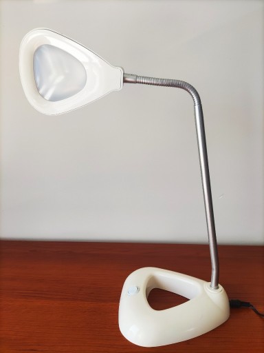 Zdjęcie oferty: Lampa na biurko Led 