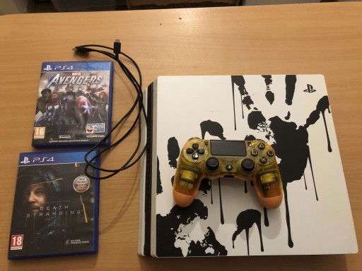 Zdjęcie oferty: PS4 Pro Death Stranding limitowana edycja 1TB& gry