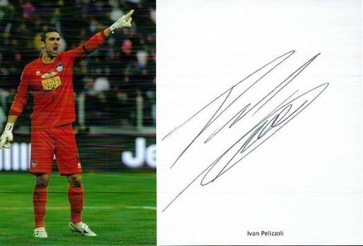 Zdjęcie oferty: Pelizzoli Ivan 3.IO 2004 piłka autograf