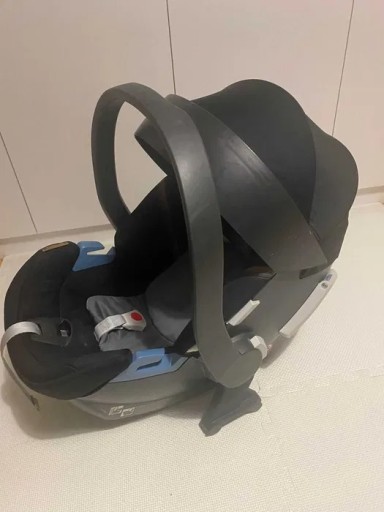 Zdjęcie oferty: Fotelik cybex Aton 5 waga 0-13kg w zestawie z adap